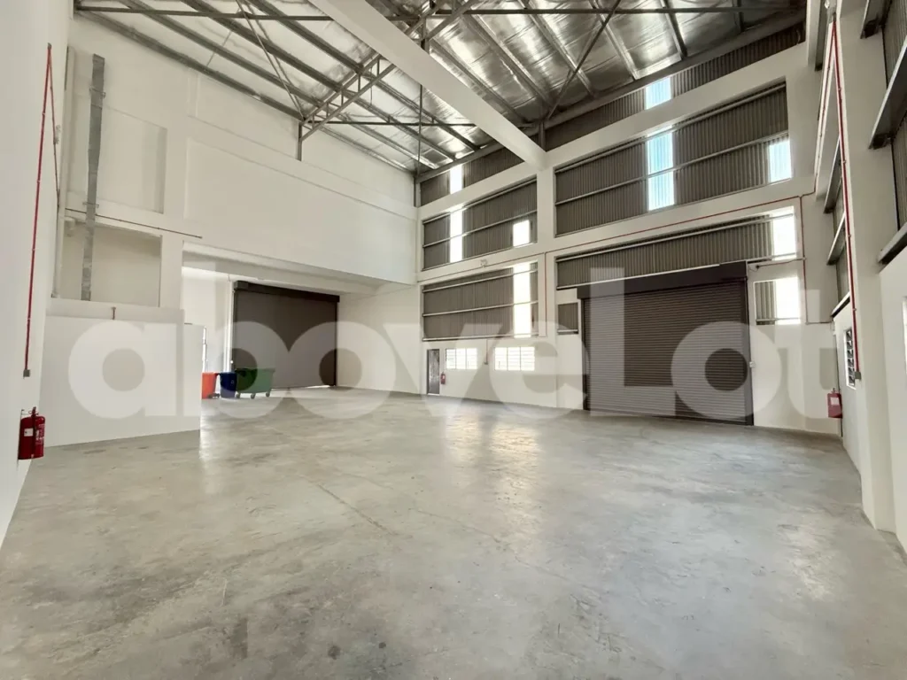 BRAND NEW! Semi-Detached Warehouse Factory For Rent at Bukit Minyak | aboveLot