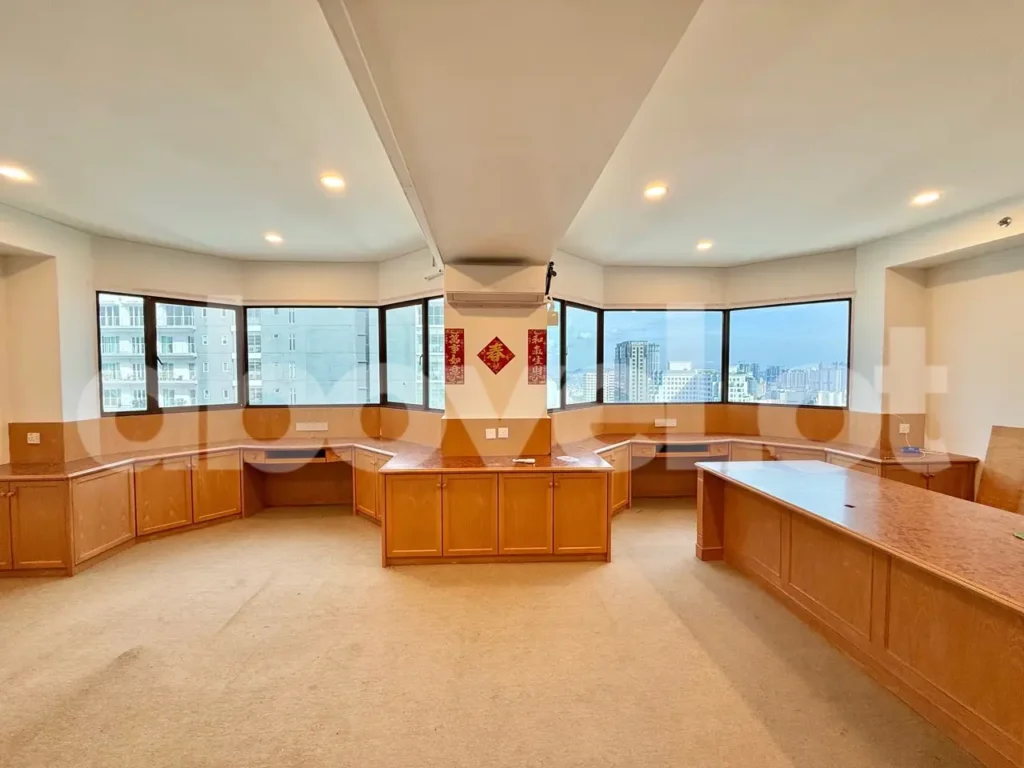 BEST UNIT! Gurney Tower Office For Sale 663sf Jalan Kelawai Georgetown | aboveLot