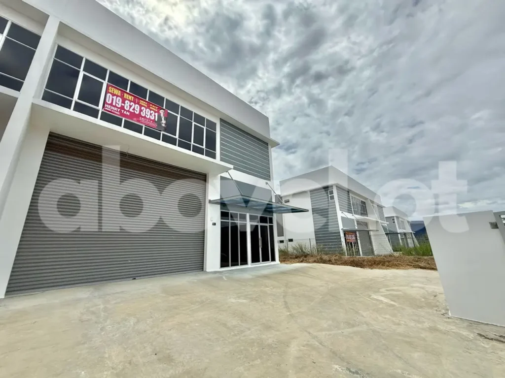 Semi-Detached Warehouse Factory For Rent Taman Industri Waja Kulim BRAND NEW! | aboveLot
